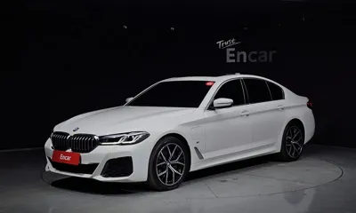 BMW 5-Series · 2021 год