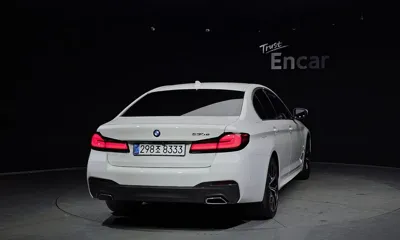 BMW 5-Series 2021, 76231 км, за 24777 USD