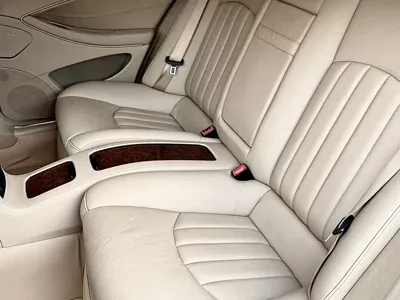 Mercedes-Benz CLS 2010, 118000 км, за 5738.56 USD - фото 14