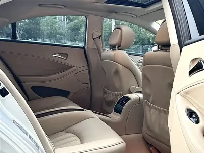 Mercedes-Benz CLS 2010, 118000 км, за 5738.56 USD - фото 16
