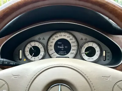 Mercedes-Benz CLS 2010, 118000 км, за 5738.56 USD - фото 18