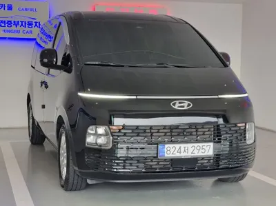 Hyundai Staria 2024, 27490 км, за 15032.17 USD