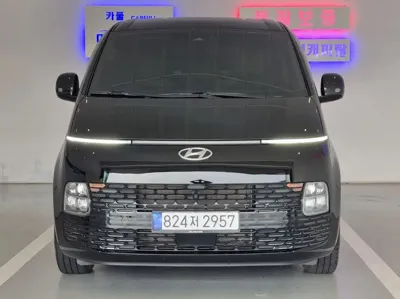 Hyundai Staria 2024, 27490 км, за 15032.17 USD