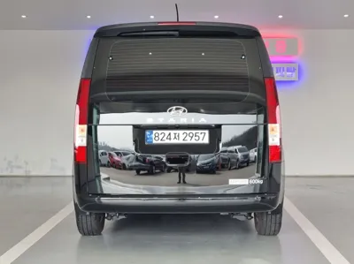 Hyundai Staria 2024, 27490 км, за 15032.17 USD