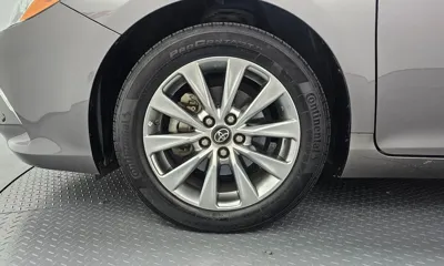 Toyota Camry 2017, 137847 км, за 6557.7 USD