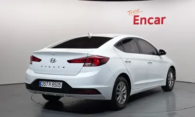 Hyundai Avante 2019, 79352 км, за 6440.29 USD