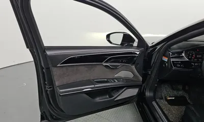 Audi A8 2020, 153514 км, за 31508.47 USD - фото 24
