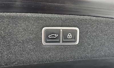 Genesis G90 2023, 51550 км, за 50249.59 USD - фото 20