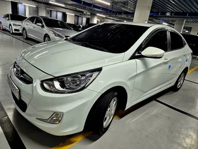 Hyundai Accent · 2012 год