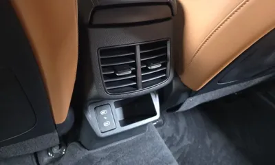 Kia Seltos 2025, 27968 км, за 16523.56 USD - фото 30
