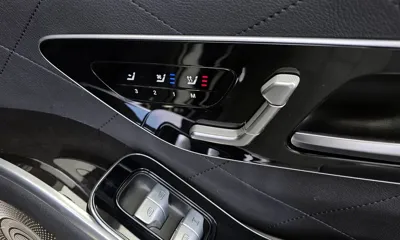Mercedes-Benz S-Class 2022, 78585 км, за 58093.74 USD - фото 18