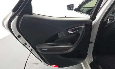 Hyundai Grandeur 2015, 88827 км, за 6236.05 USD - фото 25