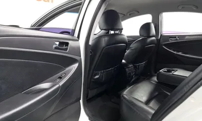 Hyundai Sonata 2014, 127985 км, за 3216.49 USD - фото 11