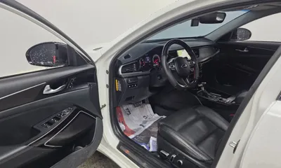 Kia K7 2016, 152831 км, за 6435.67 USD - фото 10
