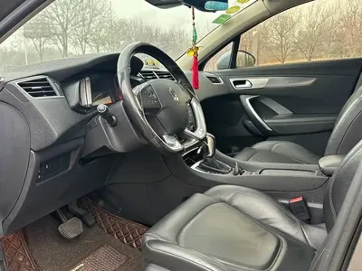 DS DS 5LS 2015, 80000 км, за 2869.28 USD - фото 9