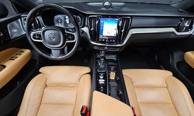 Volvo V60 2020, 163274 км, за 12490.14 USD - фото 7