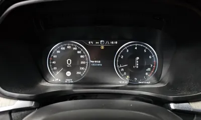Volvo V60 2020, 163274 км, за 12490.14 USD - фото 8