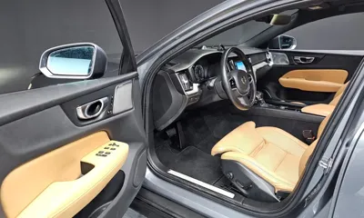 Volvo V60 2020, 163274 км, за 12490.14 USD - фото 11