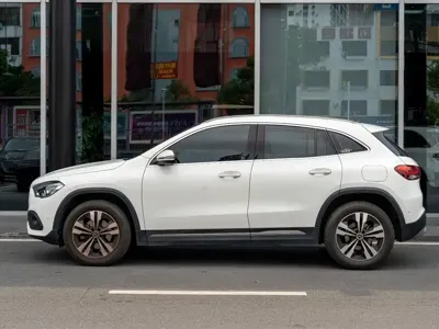 Mercedes-Benz GLA 2022, 48000 км, за 17627.67 USD