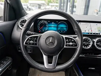 Mercedes-Benz GLA 2022, 48000 км, за 17627.67 USD - фото 8