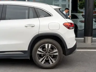 Mercedes-Benz GLA 2022, 48000 км, за 17627.67 USD - фото 14