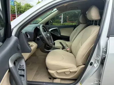 Toyota RAV4 2012, 140000 км, за 3943.42 USD - фото 7