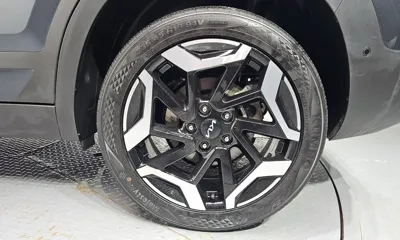 Kia Seltos 2023, 63870 км, за 15953.63 USD - фото 21