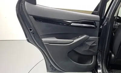Kia Seltos 2023, 63870 км, за 15953.63 USD - фото 25