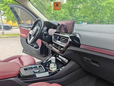 BMW iX3 2024, 26000 км, за 20661.5 USD - фото 9