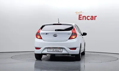 Hyundai Accent 2017, 124863 км, за 3166.32 USD