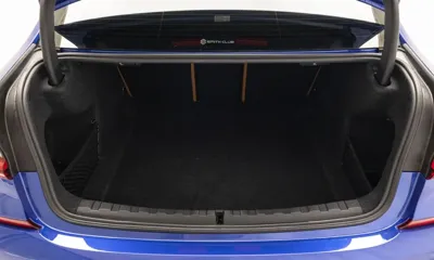 BMW 3-Series 2022, 53473 км, за 18526.94 USD - фото 7