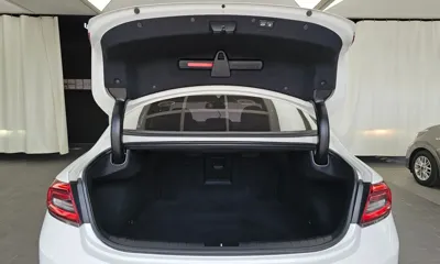 Hyundai Grandeur 2017, 58355 км, за 10510.32 USD - фото 20