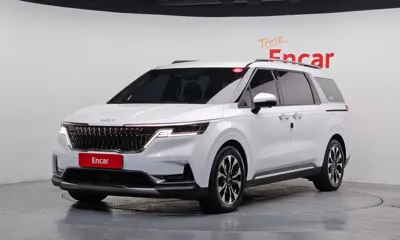 Kia Canival · 2023 год