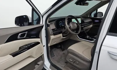 Kia Canival 2023, 130336 км, за 18163.2 USD - фото 10