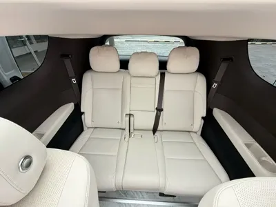Li Auto Li MEGA 2025, 28000 км, за 60276.08 USD - фото 7