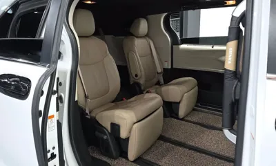 Toyota Sienna 2022, 65009 км, за 26997.16 USD - фото 12