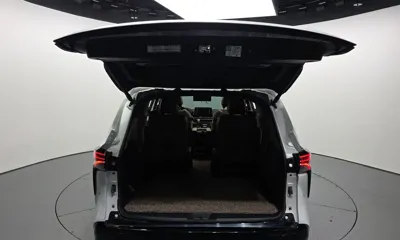 Toyota Sienna 2022, 65009 км, за 26997.16 USD - фото 20