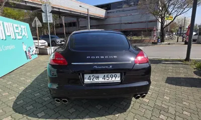 Porsche Panamera 2011, 131651 км, за 11750.03 USD