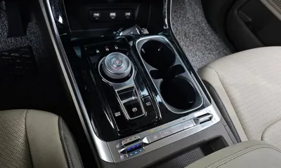 Kia Canival 2023, 49232 км, за 20195.45 USD - фото 9