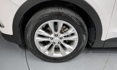 Hyundai Santafe 2016, 146640 км, за 8192.93 USD