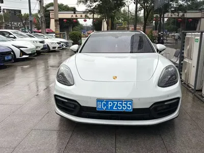 Porsche Panamera 2024, 13000 км, за 109751.44 USD