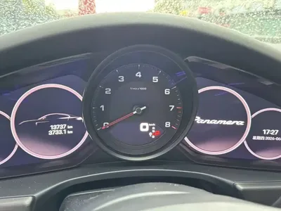 Porsche Panamera 2024, 13000 км, за 109751.44 USD