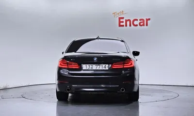 BMW 5-Series 2018, 181073 км, за 10505.45 USD