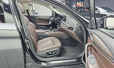 BMW 5-Series 2018, 181073 км, за 10505.45 USD - фото 11