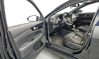 Kia K3 2022, 60649 км, за 12611.66 USD - фото 10
