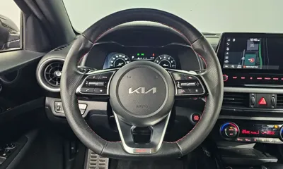 Kia K3 2022, 60649 км, за 12611.66 USD - фото 15