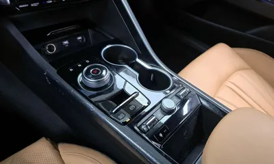 Kia K5 2022, 147914 км, за 11832.42 USD - фото 9