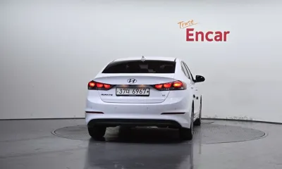 Hyundai Avante 2018, 132297 км, за 5579.62 USD