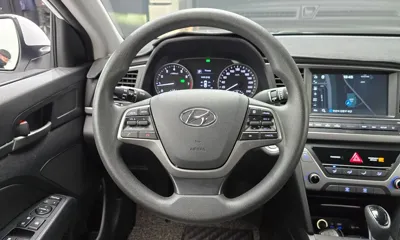 Hyundai Avante 2018, 132297 км, за 5579.62 USD - фото 12