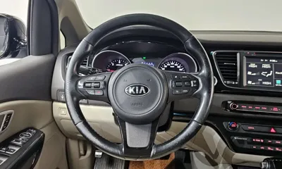 Kia Canival 2015, 161812 км, за 6837.27 USD - фото 13